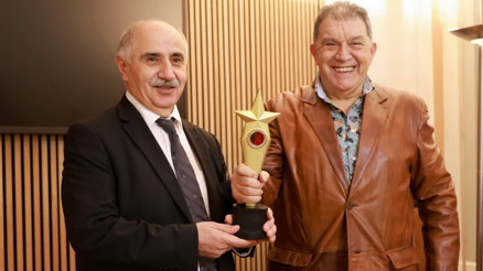 Berlin’de ‘Şükran ve Başarı Ödülleri’