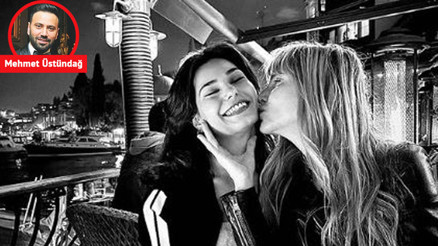 Hemşiresiyle birlikte gece gezmesinde