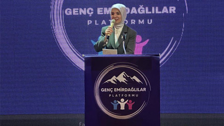 Bakan Göktaş, Eskişehir’de Büyük Emirdağlılar Buluşması’na katıldı Bakan Göktaş, Eskişehir’de Büyük Emirdağlılar Buluşması’na katıldı