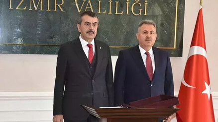 Milli Eğitim Bakanı Tekin: Önümüzdeki yüzyılı Türkiye Yüzyılı yapacaksak, hep beraber yapacağız Milli Eğitim Bakanı Tekin: Önümüzdeki yüzyılı Türkiye Yüzyılı yapacaksak, hep beraber yapacağız