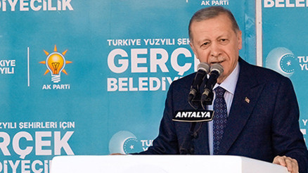AK Parti Antalya mitingi... Cumhurbaşkanı Erdoğan: CHPnin genel başkanı DEMlendi