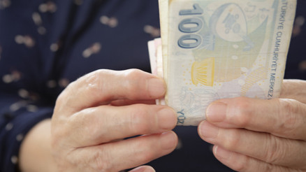 Evde bakım maaşı yatan iller sorgulama 4 Mart 2024 | Mart ayı evde bakım parası ne zaman, ayın kaçında yatacak Evde bakım aylığı ödeme takvimi 2024