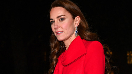 Hastalığı yetmedi bir de bu dert çıktı: Şimdi de dayakçı dayı kendini kameraların önüne atıyor Hastalığı yetmedi bir de bu dert çıktı: Şimdi de dayakçı dayı kendini kameraların önüne atıyor