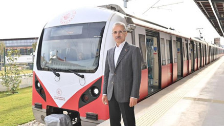 Bakan Uraloğlu: Sirkeci -Kazlıçeşme Raylı Sistem Hattı’nı bir haftada 80 bin yolcu kullandı