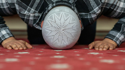 Teravih namazı ne zaman, saat kaçta Teravih namazı farz mı, vacip mi sünnet mi İşte teravih namazı kılınışı ve saati Teravih namazı ne zaman, saat kaçta Teravih namazı farz mı, vacip mi sünnet mi İşte teravih namazı kılınışı ve saati