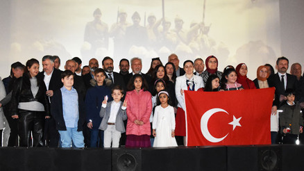 ‘Çanakkale, dünyaya verilmiş bir insanlık dersidir’