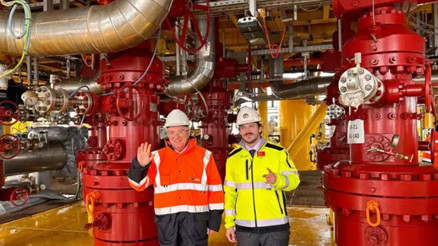 Türkiye-Romanya ortaklığı ile yürütülen doğalgaz boru hattı projesinde çalışmalar sürüyor Türkiye-Romanya ortaklığı ile yürütülen doğalgaz boru hattı projesinde çalışmalar sürüyor