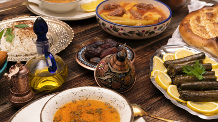 RAMAZAN İFTAR MENÜSÜ 2. GÜN (12 Mart 2024) || İftara ne pişirsem Çalışanlar için sadece 30 dakikada hazır olacak pratik tarifler