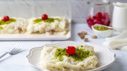 Ustasından güllaç tarifi: 6 yapraklı güllaç tarifi püf noktası Evde güllaç nasıl yapılır