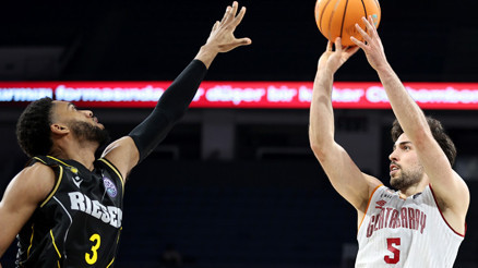 Galatasaraya galibiyet yetmedi, Avrupaya veda etti