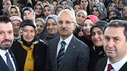 Bakan Uraloğlu, 240 bin yolcu kapasiteli Sorgun YHT Garı açılışına katıldı Bakan Uraloğlu, 240 bin yolcu kapasiteli Sorgun YHT Garı açılışına katıldı