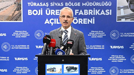 Bakan Uraloğlundan İmamoğluna yanıt: Milletimize hizmet etmek için gerekirse işçi de oluruz taşeron da