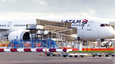 Boeing uçaklara ne oluyor... Kabûs gibi bir hafta