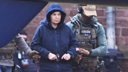 RAF teröristinden polise son dakika golü