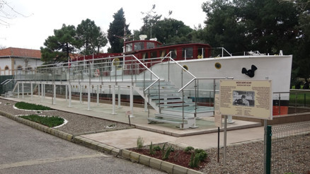 Atatürkün gezi teknesi, Çanakkale Deniz Müzesinde sergileniyor: Yemek yediği salon ile kamarası da yer alıyor