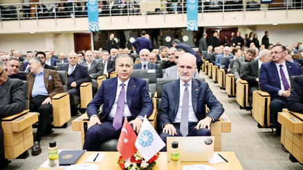 ‘Tek haneli enflasyon zor ama imkânsız değil’