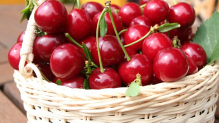 Vişne, iltihabı ve ağrıyı azaltmaya yardımcı olabilir mi