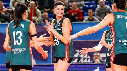 Ebrar Karakurt, Rusyada parlıyor Birbirimize benziyoruz...