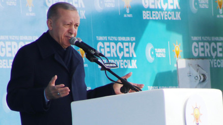 AK Parti Erzurum mitingi... Cumhurbaşkanı Erdoğan: Erzurumu depreme dayanıklı bir şehir yapmaya kararlıyız AK Parti Erzurum mitingi... Cumhurbaşkanı Erdoğan: Erzurumu depreme dayanıklı bir şehir yapmaya kararlıyız