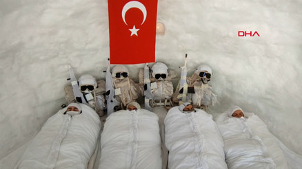 Sarıkamışta komandoların eksi 25 derecede zorlu eğitimi