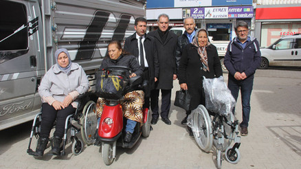 Gurbetten Zara’ya uzanan yardım eli