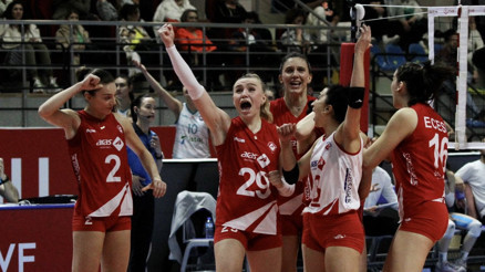 Aras Kargo Spor Kulübünden tarihi başarı 13 yıllık Sultanlar Ligi hasretini bitirdi...