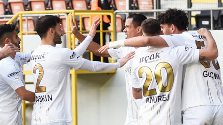 Manisa FK’ya Sandro Limanın 3 golü yetmedi