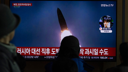 Kuzey Koreden tansiyonu zirveye çıkaran hamle: Japon Denizi istikametine 3 balistik füze