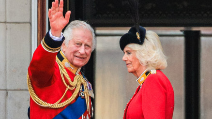 Kolay değil... Bu tahtı yıllarca beklemişti: Yürüyecek hali olmazsa arabayla götürecekler Kolay değil... Bu tahtı yıllarca beklemişti: Yürüyecek hali olmazsa arabayla götürecekler