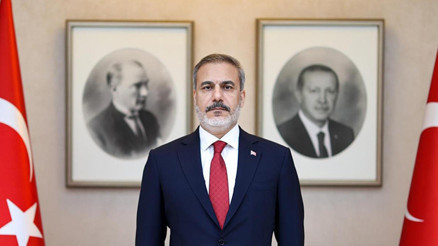 Bakan Fidandan peş peşe kritik görüşmeler