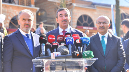 Cevdet Yılmazdan seçim mesajı: Laf edenler değil, gerçek belediyecilik yapanlar kazanacak