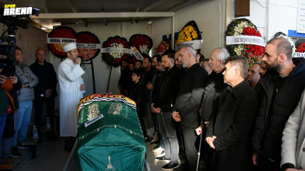 Ersen Martine vefasızlık Futbol camiasından az sayıda isim cenaze törenine katıldı