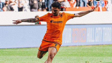 Hull City, Curaçao Milli Takımına kaybetti