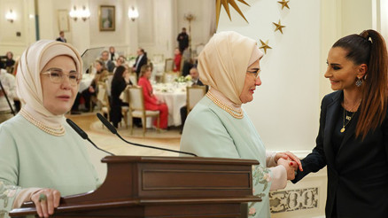 Emine Erdoğandan Gazzede barış çağrısı: Adil bir dünya diliyorum