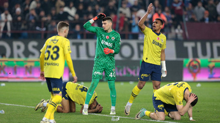 Fenerbahçede Dominik Livakovic, Trabzonspor maçı sonrası ayrılmak istedi Şoka girdi, İsmail Kartal sakinleştirdi