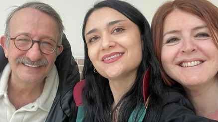 Evlendiğimizde gülüyorduk, ayrılırken de gülüyoruz