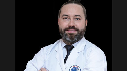 Meme büyütme, küçültme ve dikleştirme ameliyatları