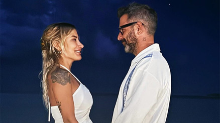 Teklif mi geldi İrem Dericinin paylaşımı takipçilerini heyecanlandırdı