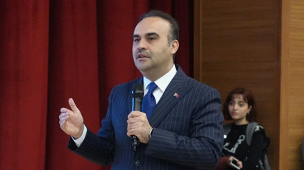 Bakan Kacır açıkladı: Türk milleti adeta gökyüzüne imzasını attı Bakan Kacır açıkladı: Türk milleti adeta gökyüzüne imzasını attı