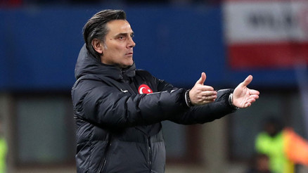 Montellanın artık Adanadan çıkması gerek