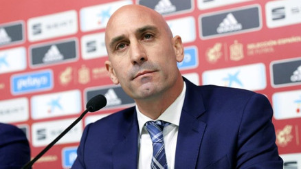 Luis Rubiales için 2.5 yıl hapis cezası istemi