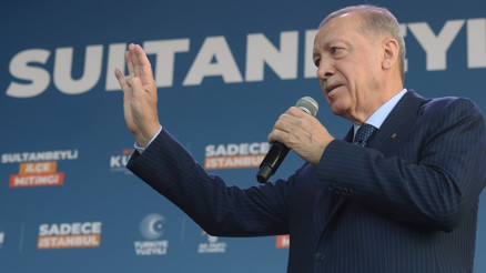 İstanbulu işporta pazarına düşürmek bu şehre ihanettir Erdoğandan İmamoğluna: Ya tatilde ya büyükelçilerle balıkta