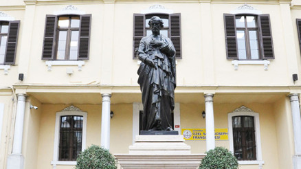 Kolejler Oxford’la yarışıyor