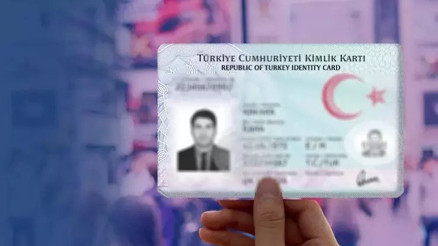Kimlikle oy kullanılır mı Oy kullanırken kimlik yeterli mi İşte oy kullanmak için gerekli belgeler