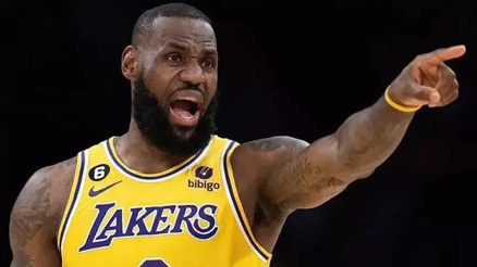 Bir sporcudan fazlası... LeBron Jamesin kitabı çıktı
