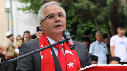 Kozanda Bergen filminin gösterimi yasaklanmıştı... O başkan koltuğunu kaybetti