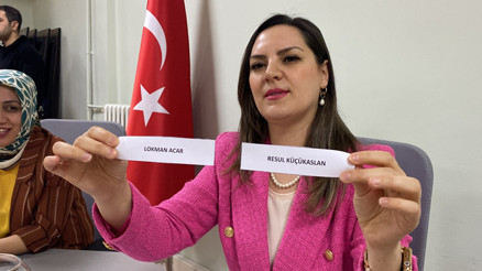 Midyatta 2 muhtar adayı eşit oy aldı... Kazanan kura ile belirlendi