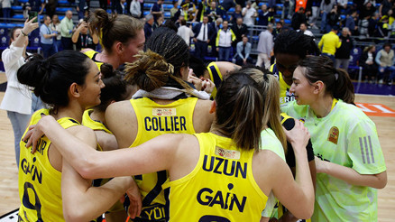 Fenerbahçe, Galatasarayı eleyip finale yükseldi