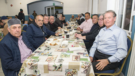 Şeyh Nazım Sufi Dergahı’nda Kadir gecesi iftar yaptılar