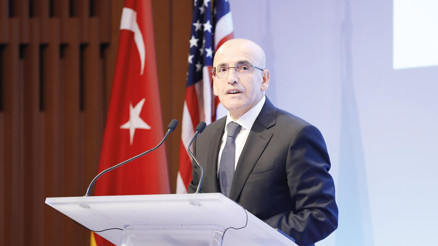 Ek ödenek yok, yeni bina yok, araç yok... Şimşek’ten kamuda tasarruf talimatları